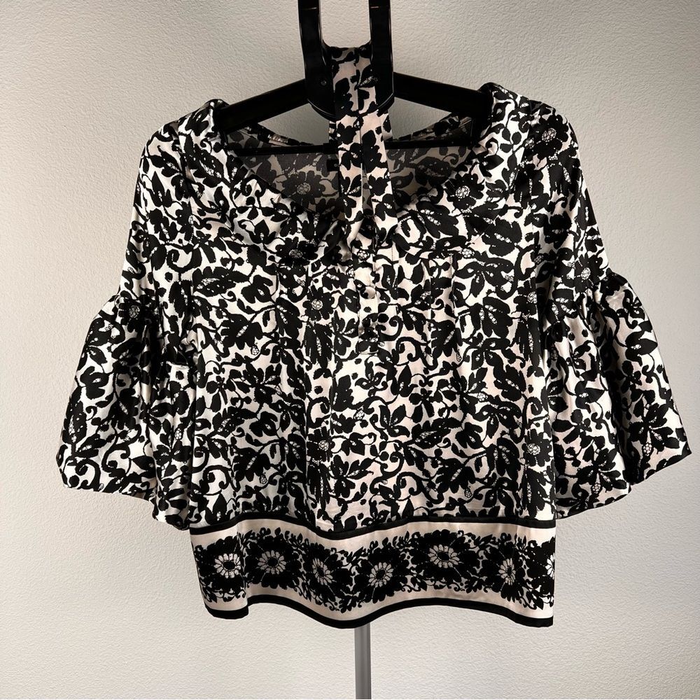 BCBG Max Azria Ruffle Sleeve Tie Neck Floral Blouse Medium - Picture 2 of 10